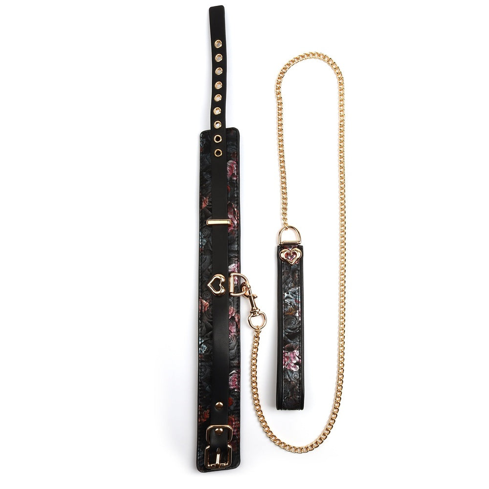 Blommigt Halsband med Koppel